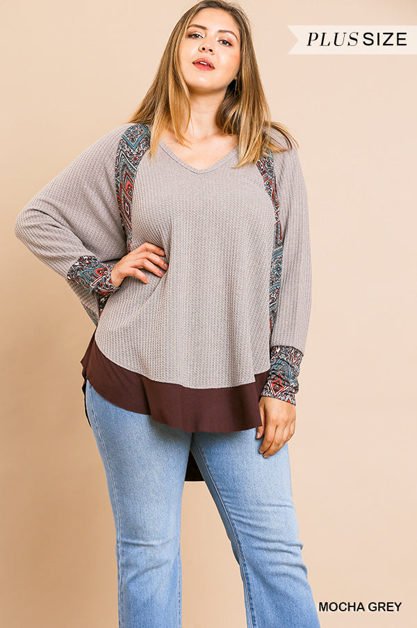 Waffle knit top with online printed sleeves